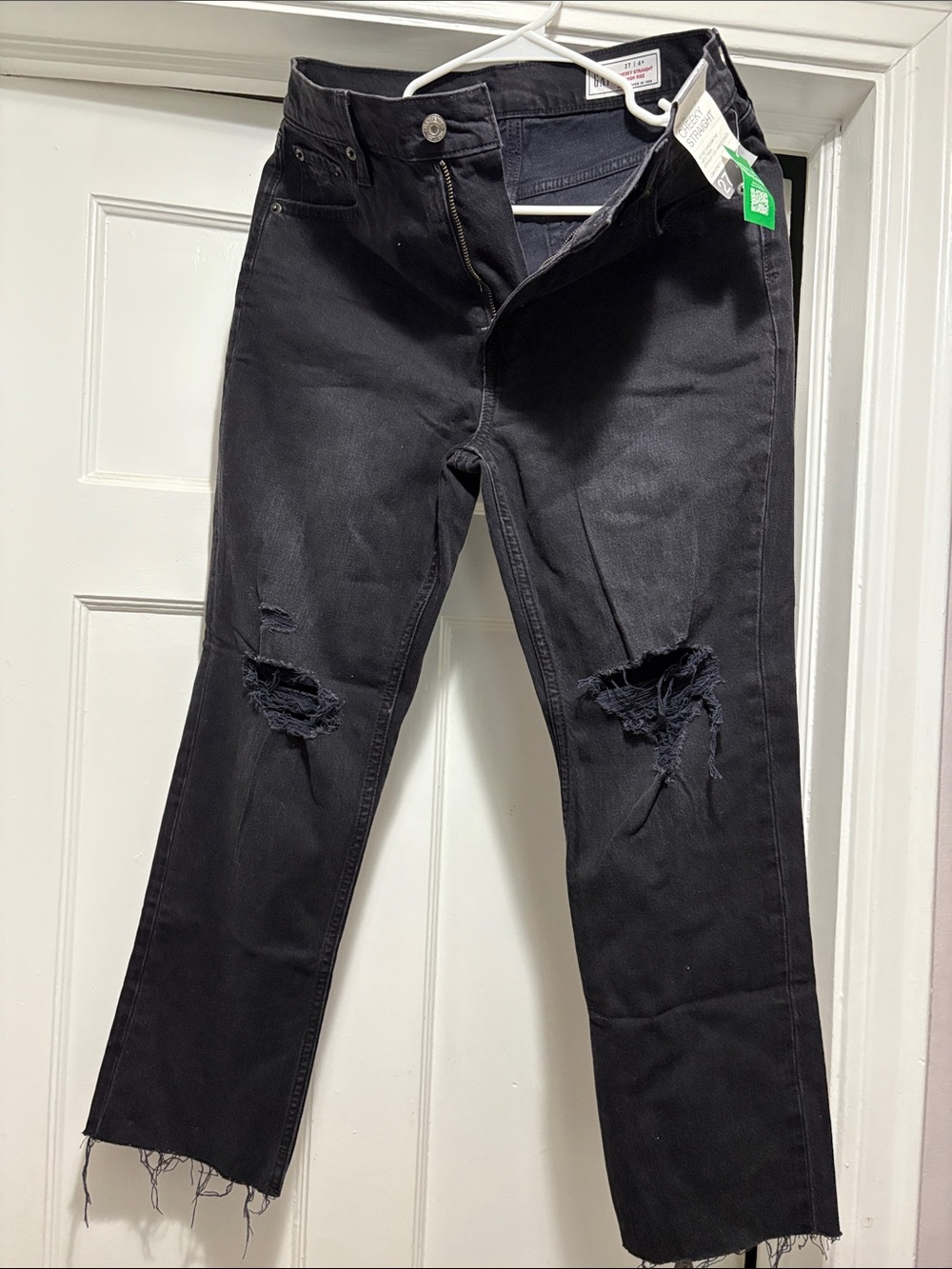 GAP Black Straight-Leg Distressed Jeans